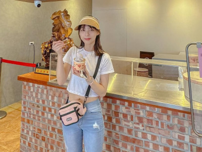 Top Local Eats and Specialty Dining in Toucheng