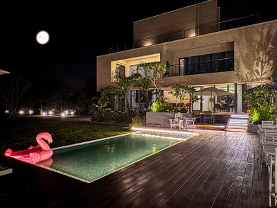 Try a French Inspired Elegant Moon Festival
