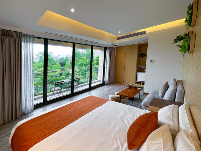 LOHERB Room Price